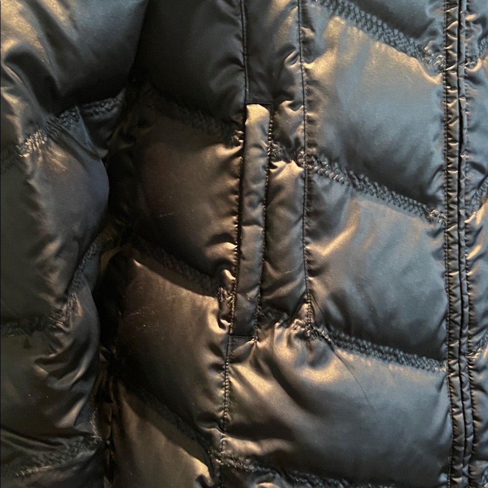 NILS Resort Collection Goose Down Long Puffer Jacket in Midnight Black. - Picture 4 of 14